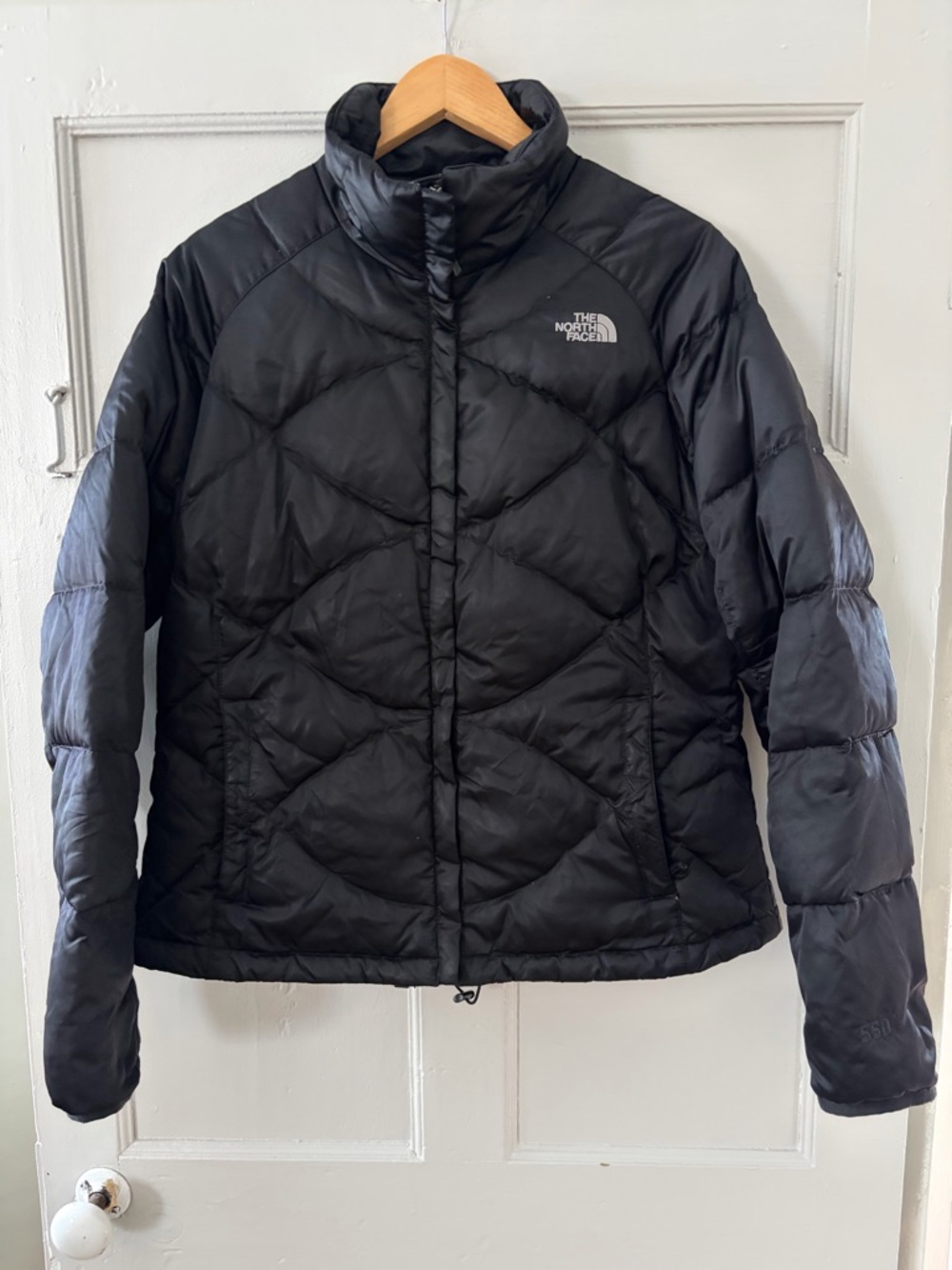 The North Face Women’s Black 550 Puffer Jacket - Down Filled